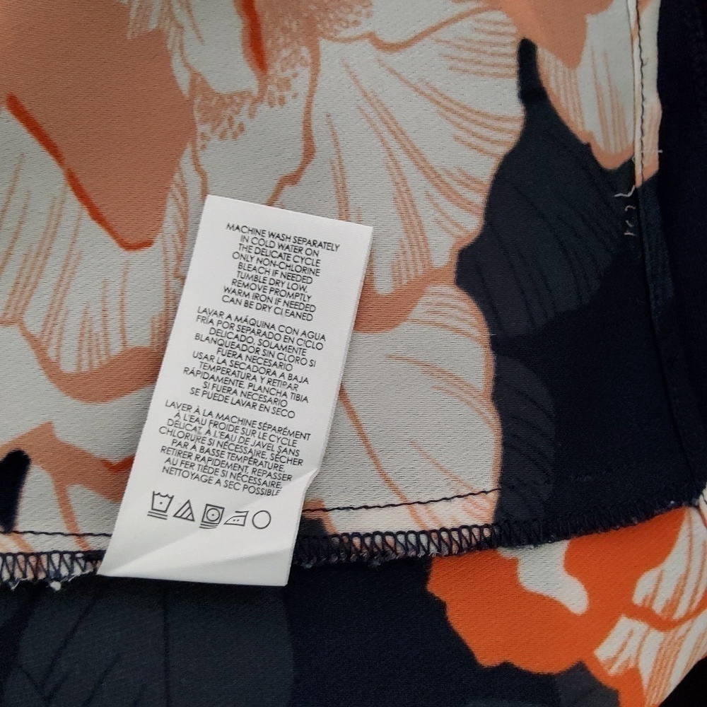 Cabi Style 5030 Women's Blossom Top Size S - Picture 6 of 6